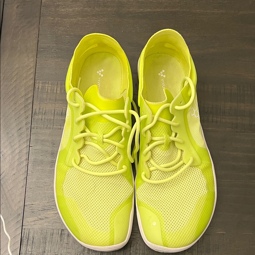Vivo barefoot Men's Neon Green Sneakers